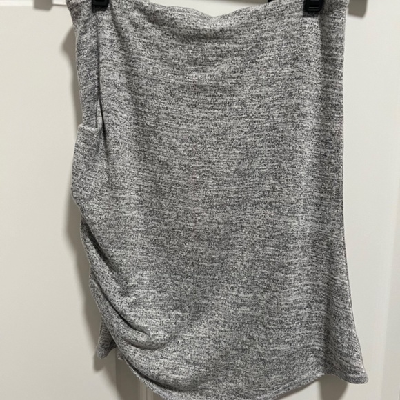 Aritzia Fitted Skirt - Picture 2 of 2